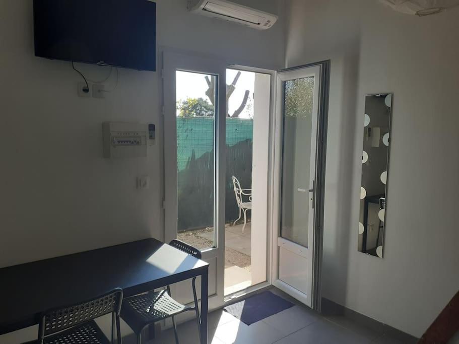 Studio- Terrasse -Place De Parking Prive 마르세유 외부 사진