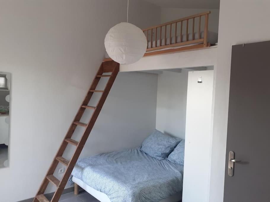 Studio- Terrasse -Place De Parking Prive 마르세유 외부 사진